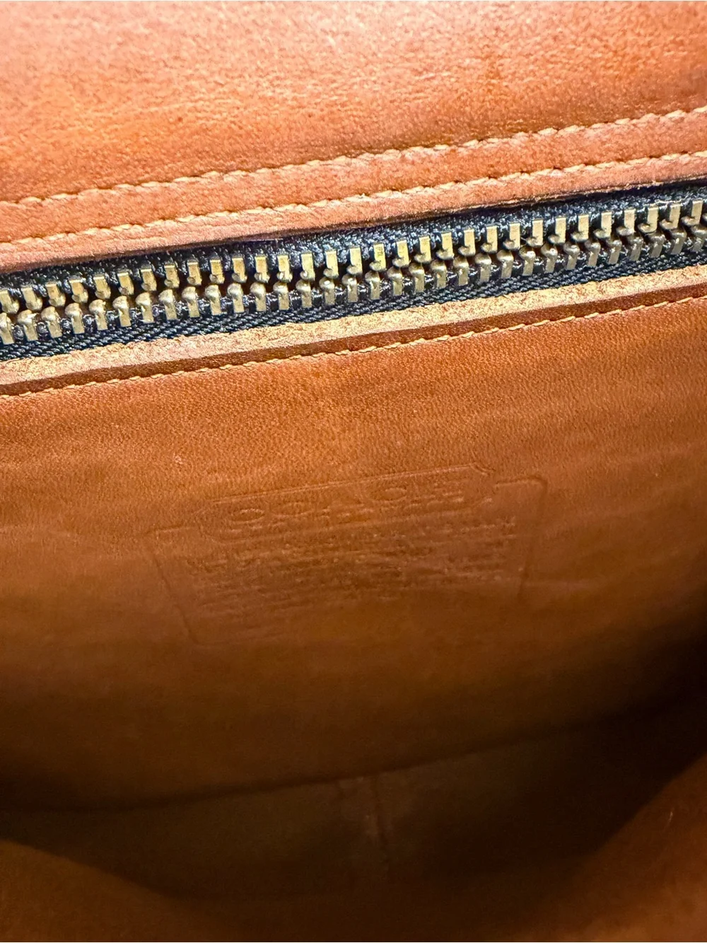Coach Lindsay Crossbody Bag Vintage in British Tan Leather